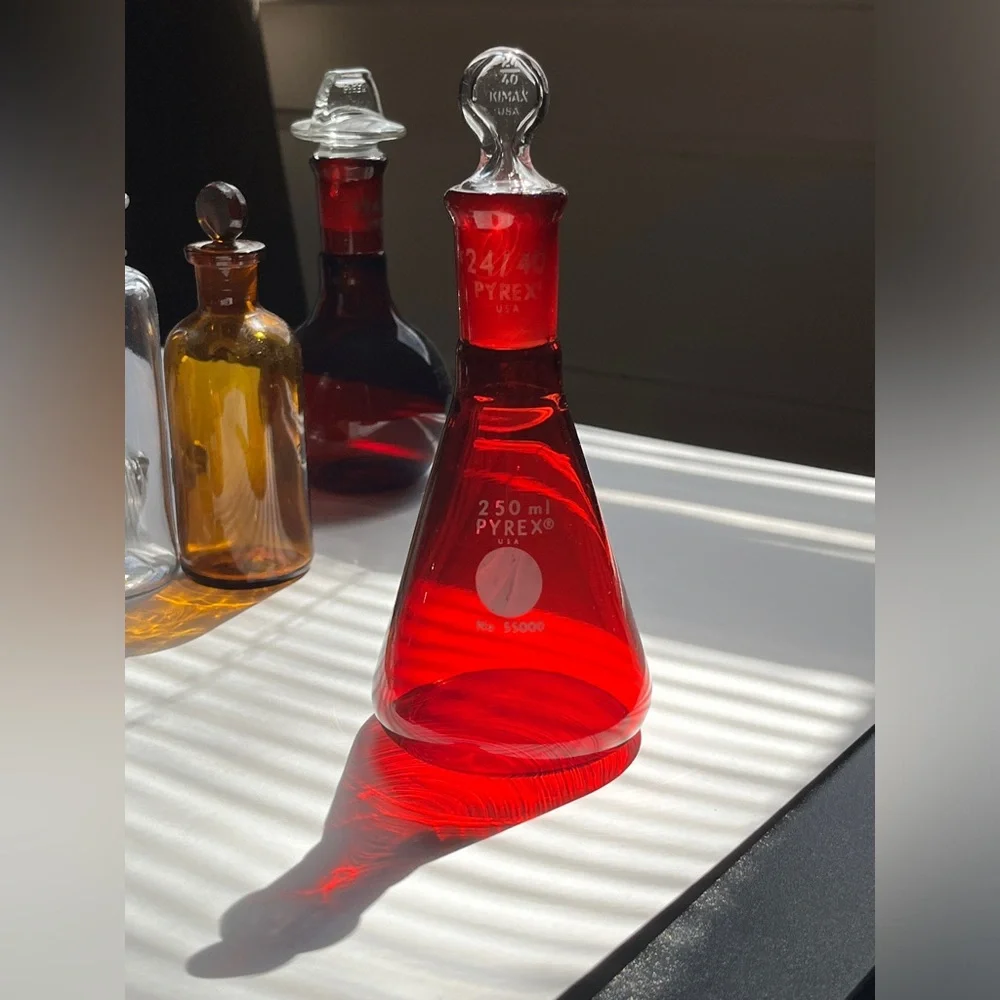 Authentic Pyrex Erlenmeyer Flask - Picture 7 of 12
